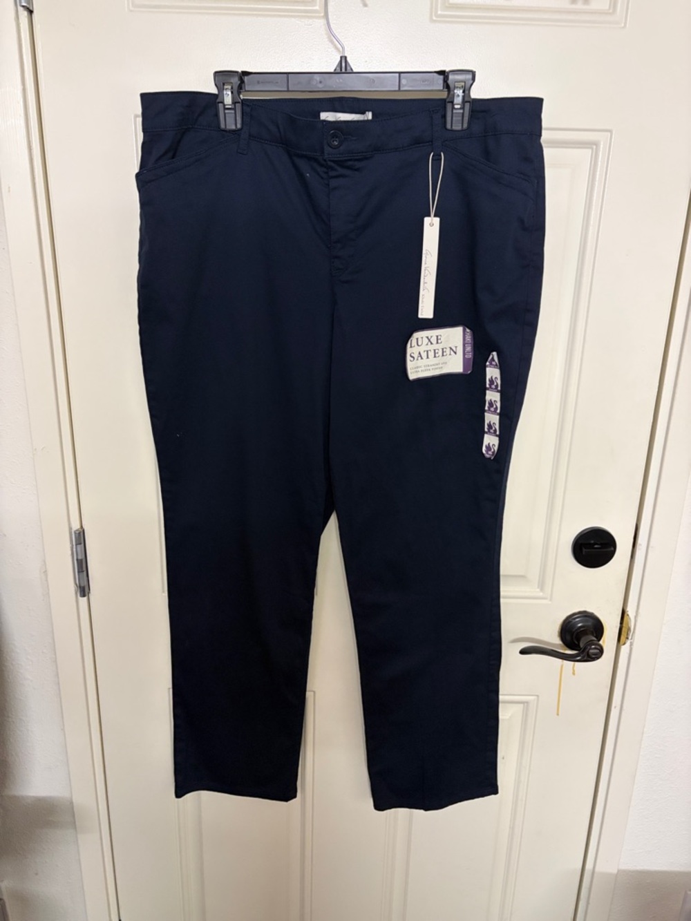 Gloria Vanderbilt Navy Straight Leg Luxe Sateen Pants